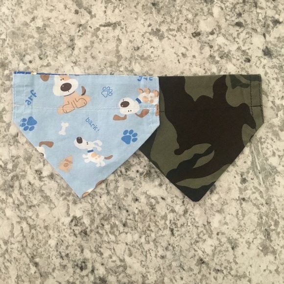 Handmade New reversable dog bandanas NWOT - Picture 2 of 2
